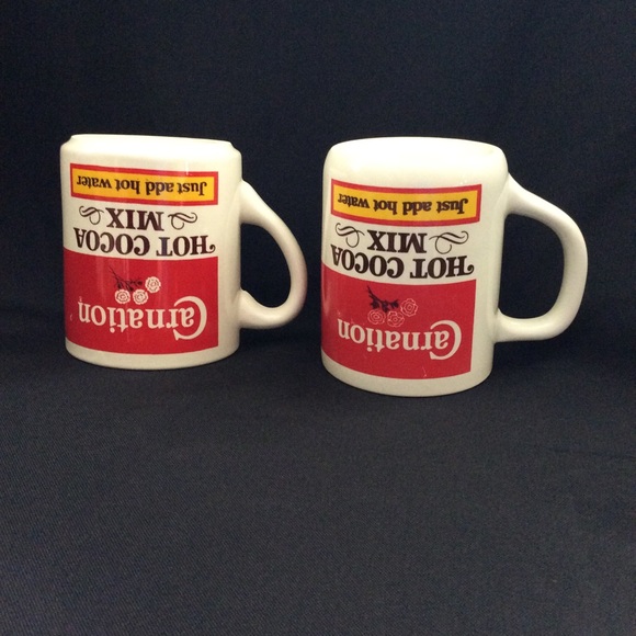Vintage Pair of Carnation HOT Cocoa Mugs - Picture 2 of 4